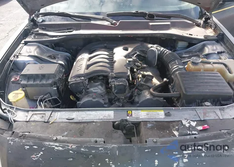 2006 Dodge Magnum z USA, uszkodzony, nr VIN 2D4FV47V96H536716